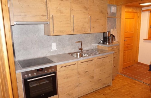 Kublis Ski Chalet | Holiday home Stutz house part right