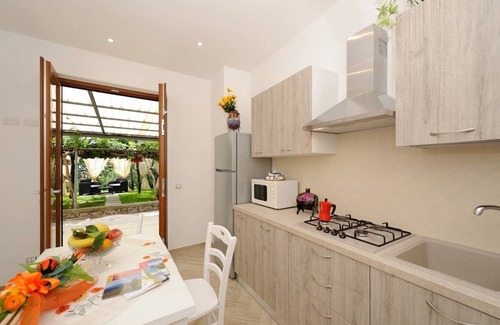 Agerola House | Holiday home surrounded by greenery