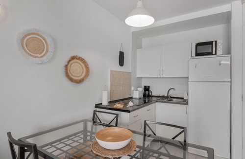 Taurito House | Holiday Home 'Taurito Big Terrace' with Sea Views, Shared Pool and Wi-Fi