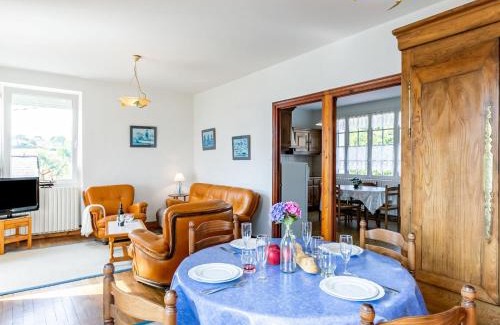 Plougasnou House | Holiday Home Ti an Aod by Interhome