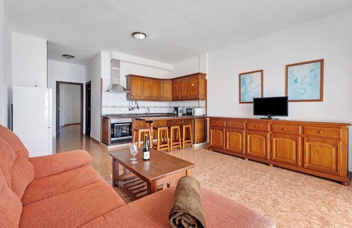 Villa de Mazo House | Holiday Home Timarasan with Sea View, Terrace & Wi-Fi