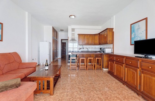 Villa de Mazo House | Holiday Home Timarasan with Sea View, Terrace & Wi-Fi