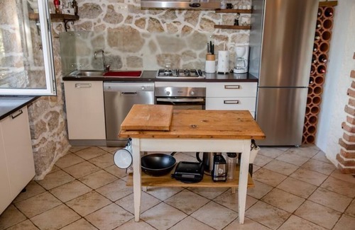 Supetarska Draga House | Holiday home Vintage with Jacuzzi