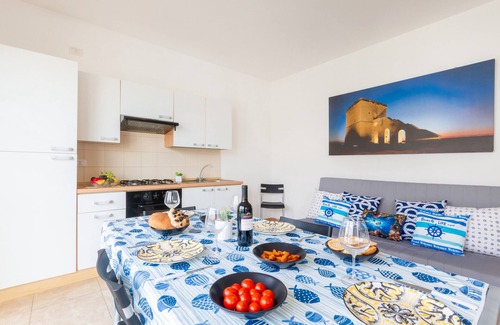 Boncore House | Holiday Home 'Via Duccio Da Boninsegna' with Shared Pool, Terrace and Wi-Fi