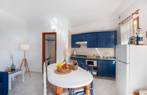 Villa de Mazo House | Holiday Home 'Viento De Sal' with Sea View, Shared Pool and Wi-Fi