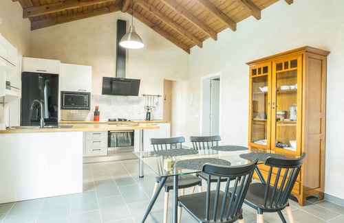 La Oliva Villa | Holiday Home “Villa Era” with Garden, Pool, Terrace & Wi-Fi