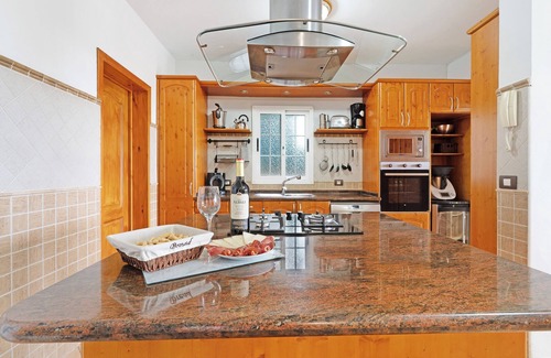 San Bartolome de Tirajana Villa | Holiday Home "Villa Christisay" with Sea View, Pool & Wi-Fi