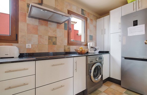 Caleta de Fuste House | Holiday Home 'Villa Carmen' with Sea Views, Private Pool and Wi-Fi