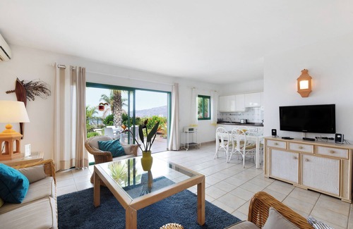 El Paso House | Holiday Home 'Villa Verde Superior' with Sea View, Wi-Fi and Air Conditioning