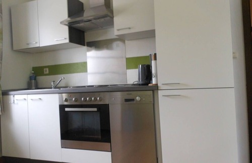 Lieg Apartment | Holiday home Weins Comfortable Vacation Home