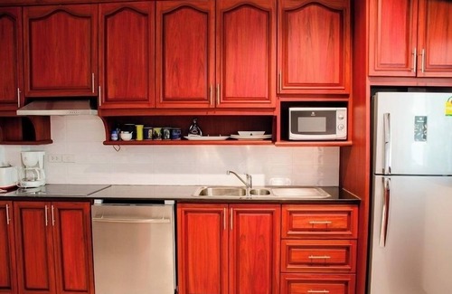 Rayong Cabin | Holiday home with pool, gym and beach access