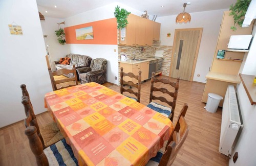 Vrchlabi House | Holiday Home with Private Pool in Bohemian