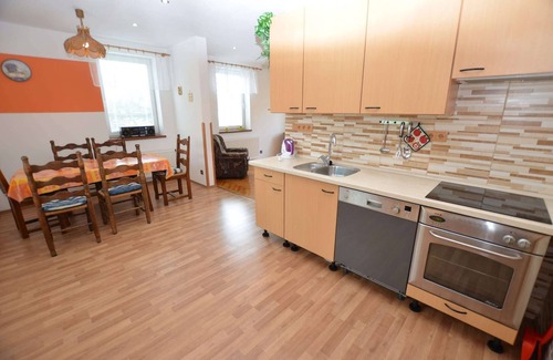 Vrchlabi House | Holiday Home with Private Pool in Bohemian