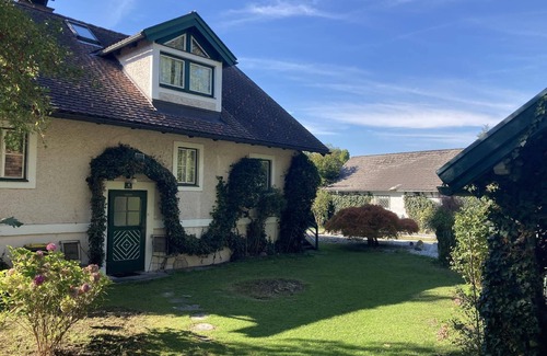 Anif House | Holiday home with sauna