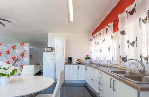 Mogan Cottage | Holiday home with shared pool in Mogán