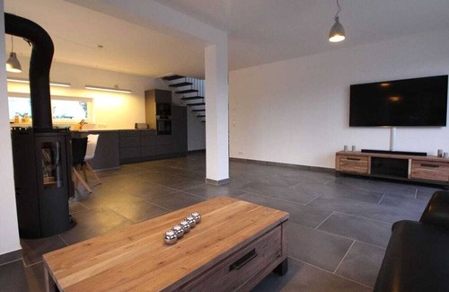 Pruchten House | Holiday home with swimming pool