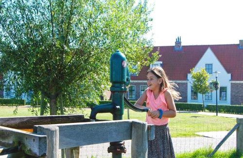 Colijnsplaat House | Holiday home with whirlpool and sauna in a quiet area in Zeeland