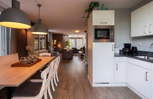 Westenschouwen House | Holiday home Zeepe Duinen 7 "Het Zeepaardje"