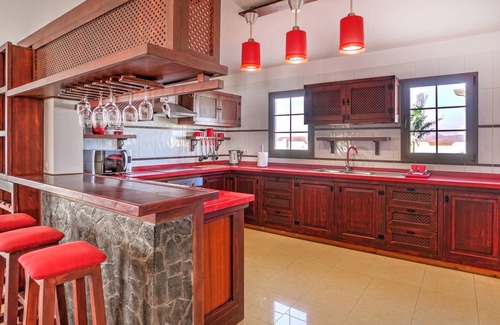 Antigua House | Holiday house Casillas de Morales for 1 - 10 persons with 5 bedrooms - Holiday house