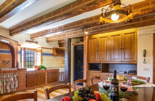 Chiusdino House | Holiday house Chiusdino for 1 - 12 persons with 6 bedrooms - Holiday home