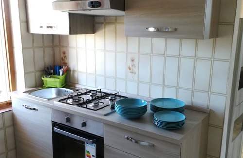 Sa Rocca Tunda Apartment | Holiday house "da Marty & Ale" 200 mt. from the beach, terrace, garden.