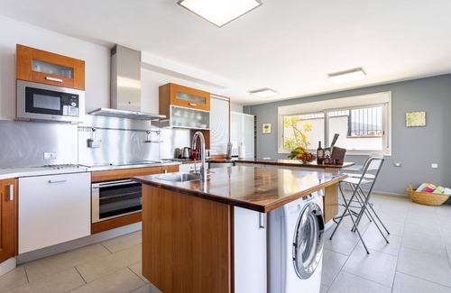 Puerto de la Cruz House | Holiday house Puerto de la Cruz for 1 - 12 persons with 6 bedrooms - Holiday house