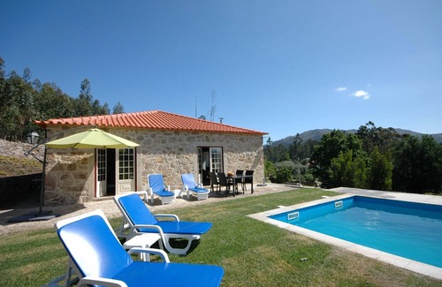 Cossourado House | Holiday house Estorãos for 1 - 8 persons with 4 bedrooms - Holiday house