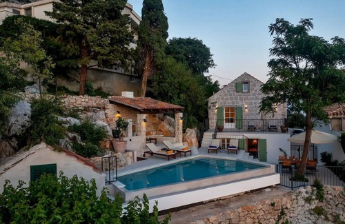 Moca House | Holiday house for 6 persons approx. 150 qm in Puharići by Makarska, Dalmatia (Central Dalmatia)