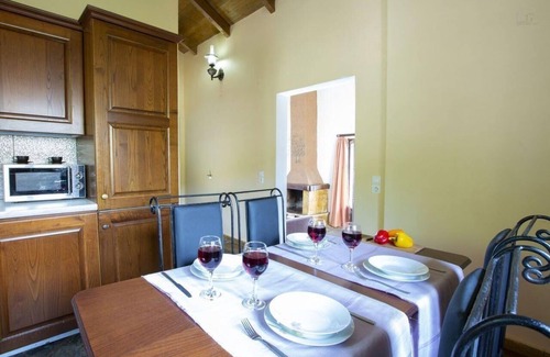 Lefkas House | Holiday House in Apollonii with Private Pool