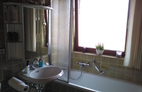 Sparneck House | Holiday house in the Fichtel Mountains with garden & terrace, free WiFi