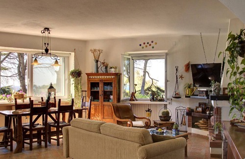 Lacco Ameno House | Holiday house Lacco Ameno for 1 - 6 persons with 3 bedrooms - Holiday home