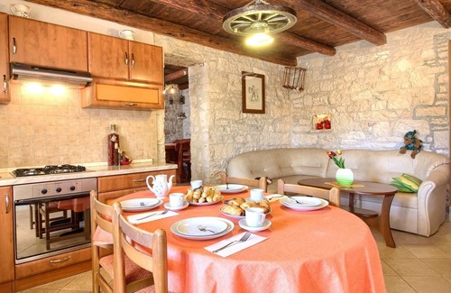 Manjadvorci House | Holiday house Manjadvorci for 1 - 6 persons with 2 bedrooms - Holiday home