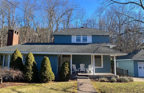 Monticello House | Holiday House on the Neversink