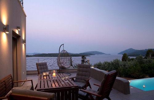 Perigiali House | Holiday house Perigiali for 1 - 7 persons with 3 bedrooms - Holiday house