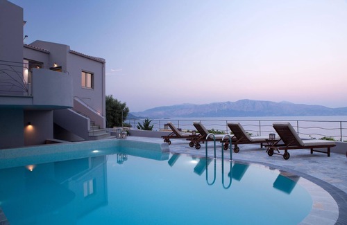 Perigiali House | Holiday house Perigiali for 1 - 6 persons with 3 bedrooms - Holiday house