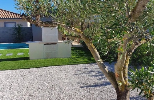 Pomerols House | Holiday house Pomérols for 1 - 8 persons with 3 bedrooms - Detached holiday house
