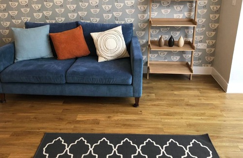 Merstham House | Holiday house Redhill for 4 - 10 persons with 5 bedrooms - Row house