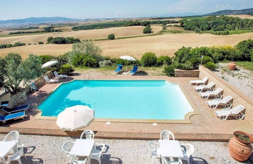 Pomaia House | Holiday house Santa Luce for 1 - 24 persons with 10 bedrooms - Holiday house