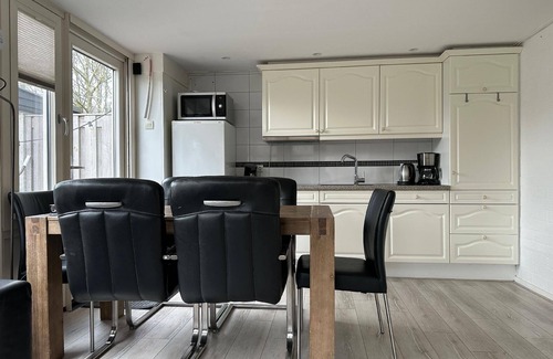 Stavenisse House | Holiday house Stavenisse for 1 - 6 persons with 2 bedrooms - Holiday house