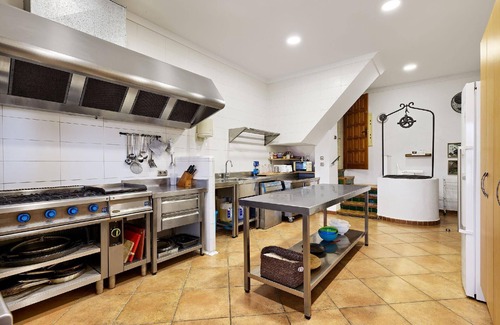 Vilanant House | Holiday house Vilanant for 1 - 21 persons with 8 bedrooms - Holiday home
