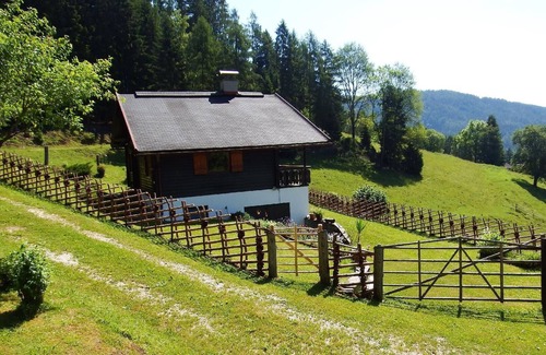 Wolfsberg House | Holiday house with a garden, in the mountains