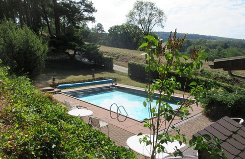 Mengshausen House | Holiday houses with a pool, in a quiet location by the edge of a forest