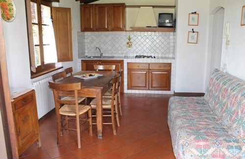 Colle di Val d'Elsa Apartment | Holiday in a former convent from the 14th century - Apartment Il pergolato