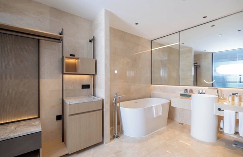 Yizhuang Hotel | Holiday Inn Beijing Daxing Centre by IHG