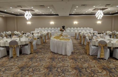 Champaign Hotel | Holiday Inn Champaign by IHG