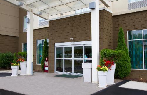 Christiansburg Hotel | Holiday Inn Christiansburg Blacksburg by IHG