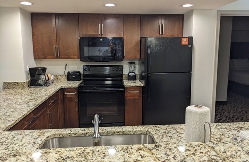 North Scottsdale Villa | Holiday Inn Club Resort next to Waste Management Phoenix Open Scottsdale Az.