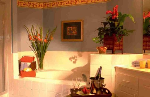 Orange Lake Resort | Holiday Inn Club Vacations at Orange Lake waterpark Resort. Next door to Disney