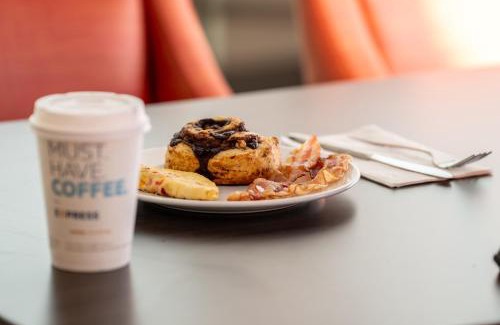 Harold Hotel | Holiday Inn Express & Suites Fort Walton Beach - Eglin Area by IHG