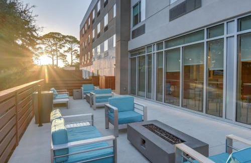 Fort Walton Beach Hotel | Holiday Inn Express - Fort Walton Beach Central by IHG